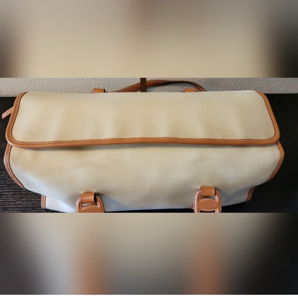 Salvatore Ferragamo Cream and Tan Tote Bag - Picture 2 of 13